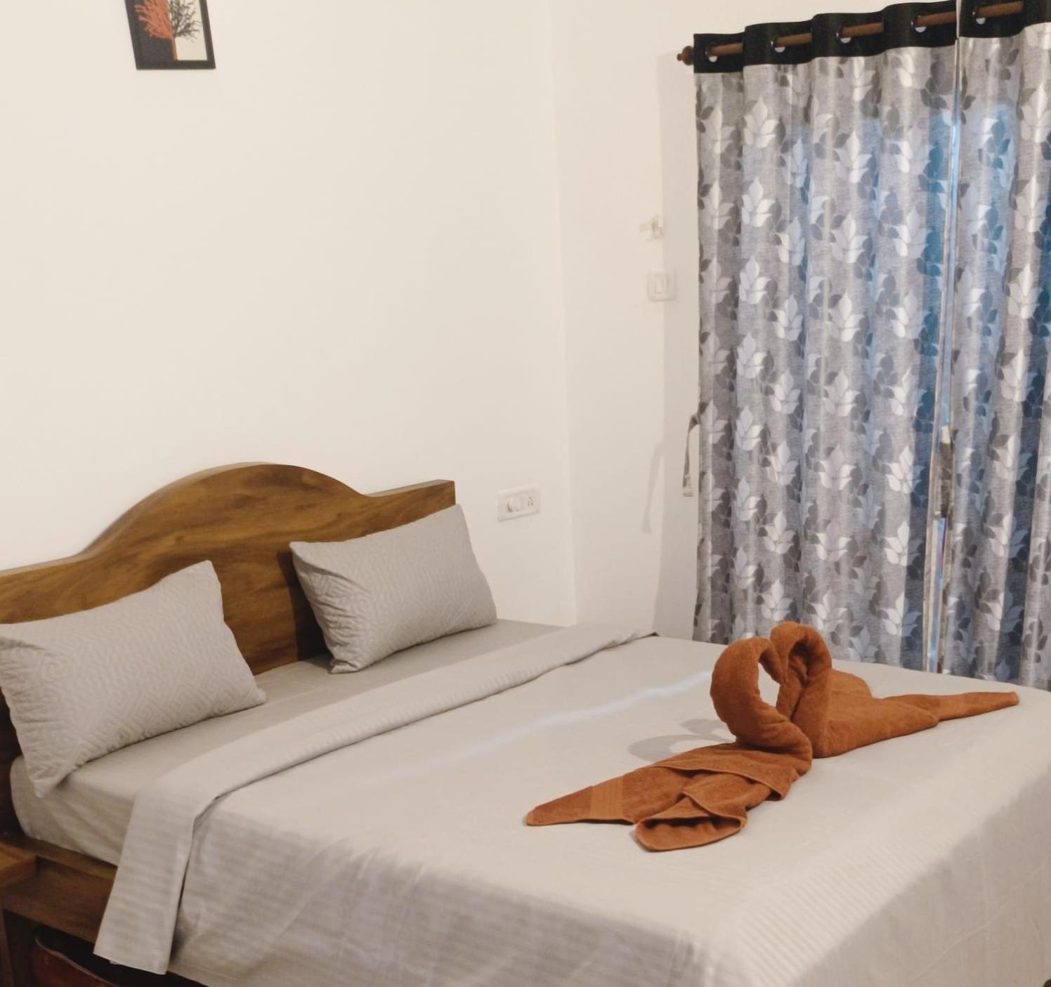 Sun And Sea Guest House Calangute Ngoại thất bức ảnh