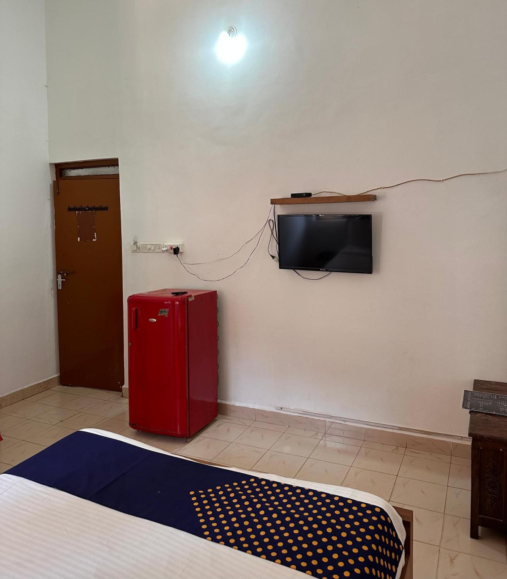 Sun And Sea Guest House Calangute Ngoại thất bức ảnh