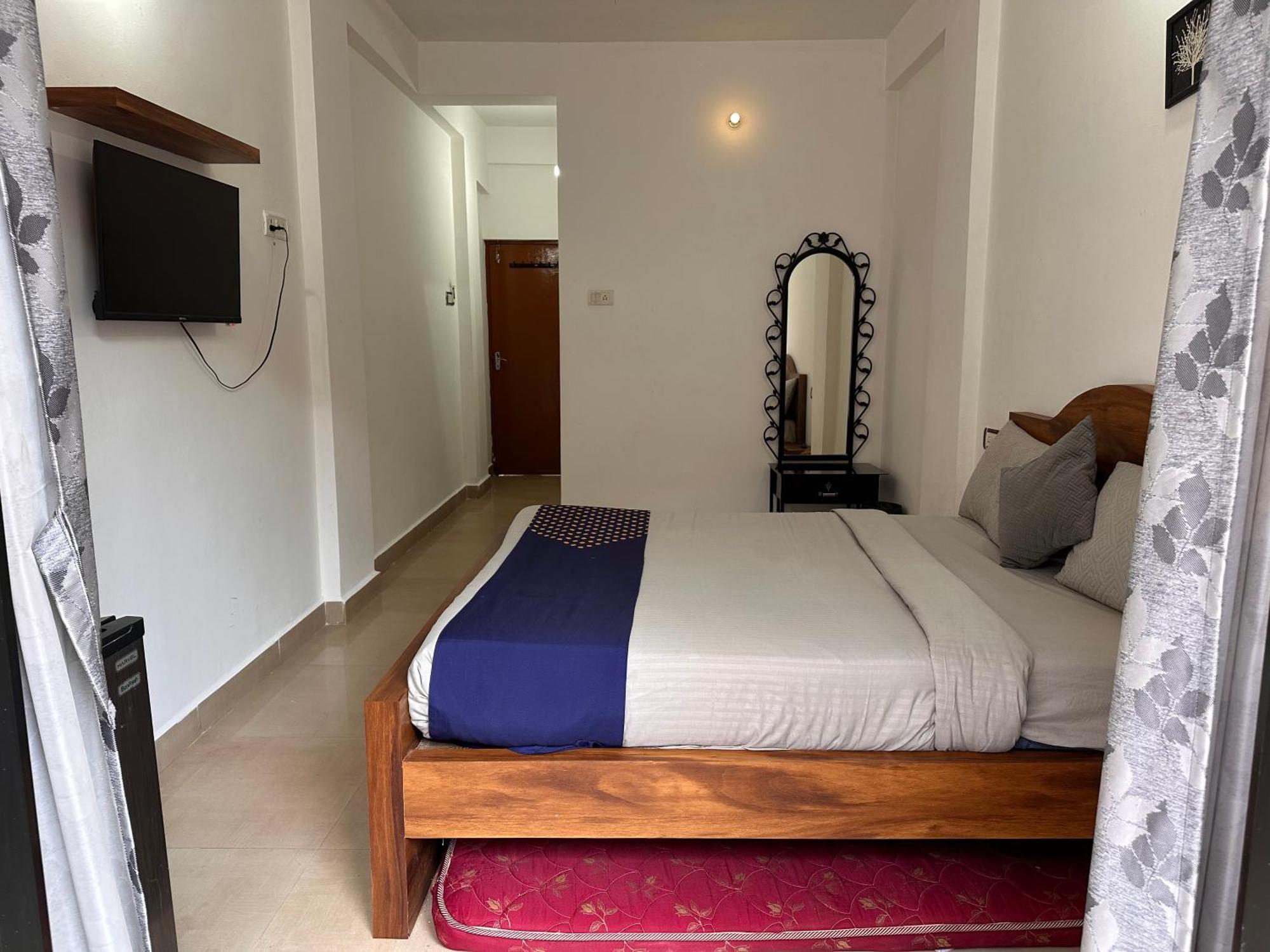 Sun And Sea Guest House Calangute Ngoại thất bức ảnh